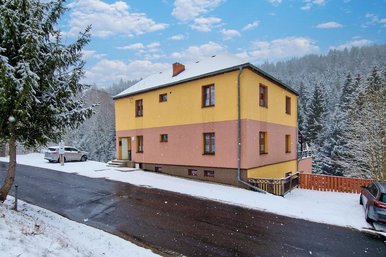 Apartmanovy Dum Bublajda Bublava Exterior photo